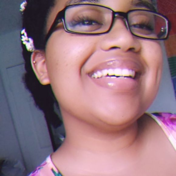 "Meet your Posher, Dayzha 💕 - Picture 2 of 2